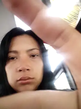 Marianaxc online show from April 11, 2026, 4:10 pm