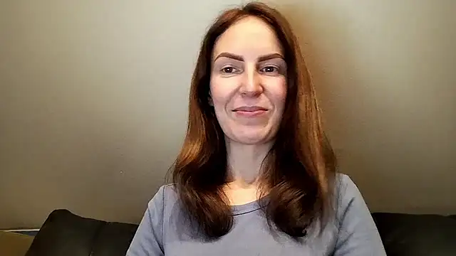 AnnaTight online show from April 8, 2026, 7:37 pm