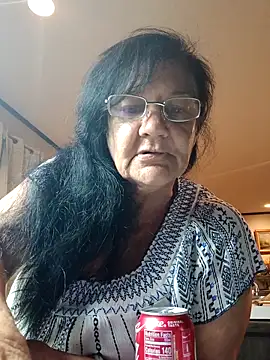 DearestOregano9999 online show from April 5, 2026, 4:30 am