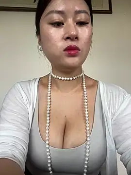 Snapshot of Yolanda9 chatting on May 18, 2026, 1:50 am Yolanda9 online show from May 18, 2026, 1:50 am