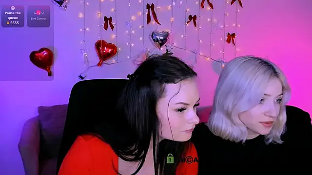  sabrina moore online show from March 21, 2026, 2:43 pm