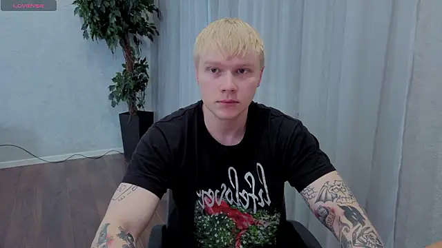 Whitesmoke666 online show from March 11, 2026, 10:42 am