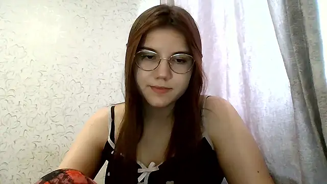 Snapshot of Aurora_Breeze chatting on July 1, 2026, 11:54 am Aurora Breeze online show from July 1, 2026, 11:54 am