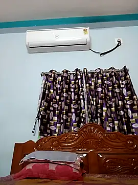 Snapshot of Sima4044 chatting on April 17, 2026, 3:48 pm Sima4044 online show from April 17, 2026, 3:48 pm