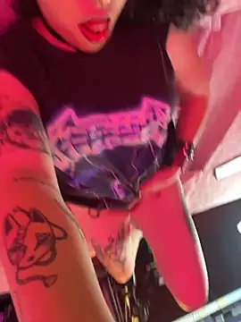 HoneyDemoni online show from March 11, 2026, 12:43 pm