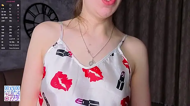 MissHiciano online show from April 15, 2026, 6:23 pm