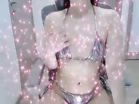 Moon2k1 online show from March 19, 2026, 9:42 am