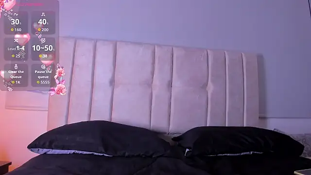 tall sweetie online show from April 15, 2026, 4:51 am