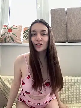 HotCherry18 online show from April 15, 2026, 9:48 am