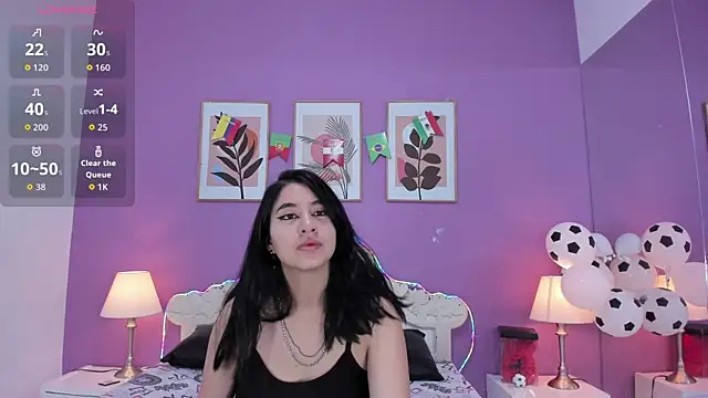 Snapshot of YayaQueen chatting on July 8, 2026, 12:17 pm YayaQueen online show from July 8, 2026, 12:17 pm