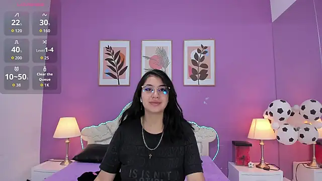 Snapshot of YayaQueen chatting on July 16, 2026, 11:51 am YayaQueen online show from July 16, 2026, 11:51 am