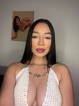 Snapshot of AnthonellaSweet_ chatting on March 10, 2026, 2:59 am AnthonellaSweet online show from March 10, 2026, 2:59 am
