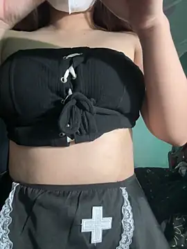 Beautiful roses online show from May 3, 2026, 2:53 pm