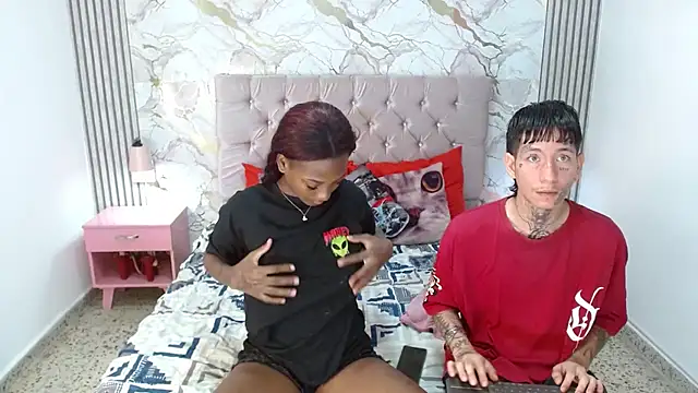 AshlieeGreenn online show from April 16, 2026, 9:15 pm