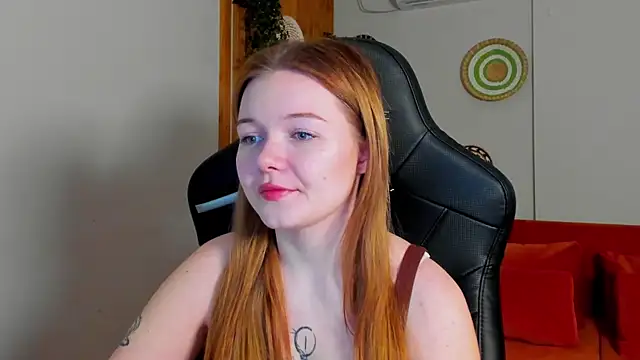 ElinaVale online show from March 22, 2026, 5:10 am