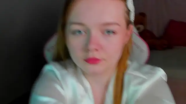 ElinaVale online show from May 7, 2026, 4:10 pm