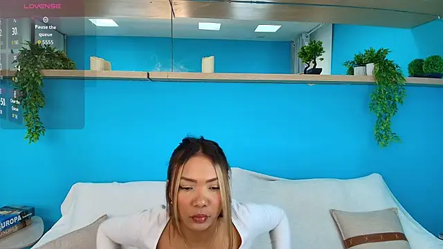 Debra Fox online show from March 24, 2026, 11:54 am