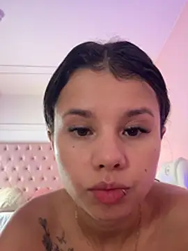 Tamara Ferrer online show from April 16, 2026, 11:55 am