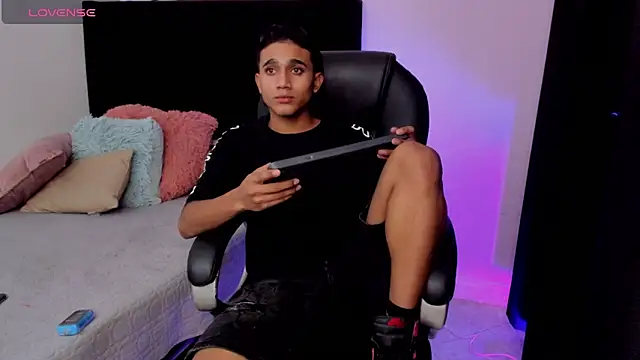 Morgan Bladee online show from March 18, 2026, 11:13 am