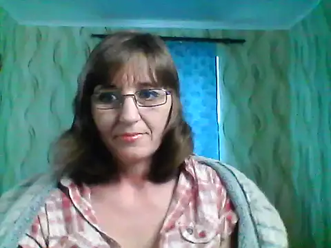Alisaprice077 online show from March 30, 2026, 9:44 am