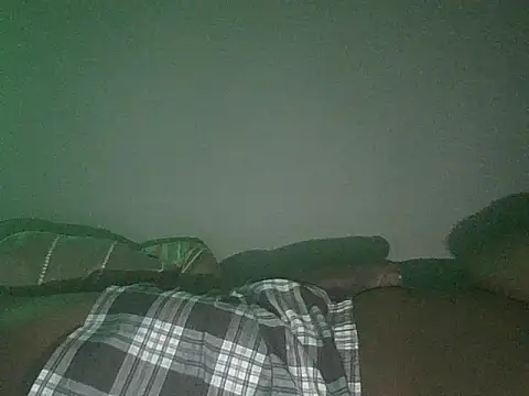 Snapshot of TheeJonnyBravo chatting on April 25, 2026, 3:42 am TheeJonnyBravo online show from April 25, 2026, 3:42 am