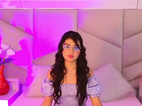 OliviaDiaz online show from March 7, 2026, 8:25 pm