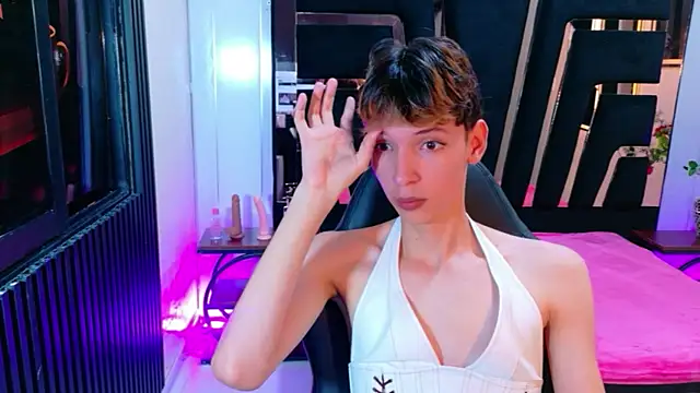 Snapshot of Stefany_PiInk chatting on April 1, 2026, 1:41 pm Stefany PiInk online show from April 1, 2026, 1:41 pm