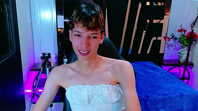 Snapshot of Stefany_PiInk chatting on April 8, 2026, 12:17 pm Stefany PiInk online show from April 8, 2026, 12:17 pm