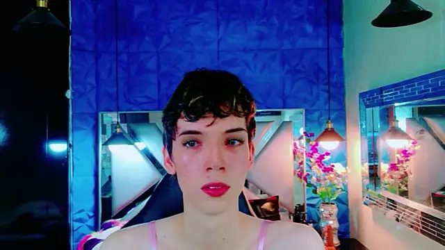 Stefany PiInk online show from May 31, 2026, 1:50 pm