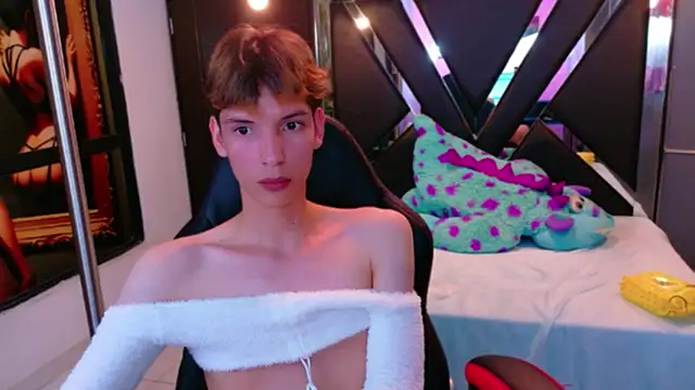 Snapshot of Stefany_PiInk chatting on April 7, 2026, 12:56 am Stefany PiInk online show from April 7, 2026, 12:56 am