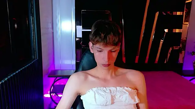 Snapshot of Stefany_PiInk chatting on April 5, 2026, 12:45 pm Stefany PiInk online show from April 5, 2026, 12:45 pm