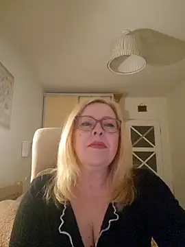 JanieLight53 online show from March 30, 2026, 5:36 pm