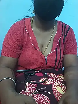 Snapshot of jothika45 chatting on August 4, 2026, 8:02 pm jothika45 online show from August 4, 2026, 8:02 pm