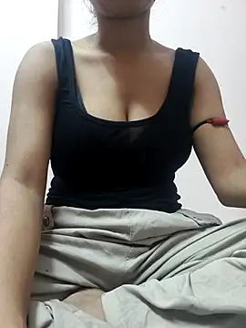 nidhii nude online show from March 17, 2026, 3:42 am