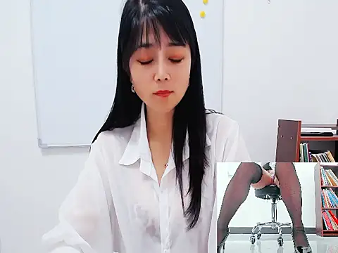 only-01 online show from March 31, 2026, 2:19 pm