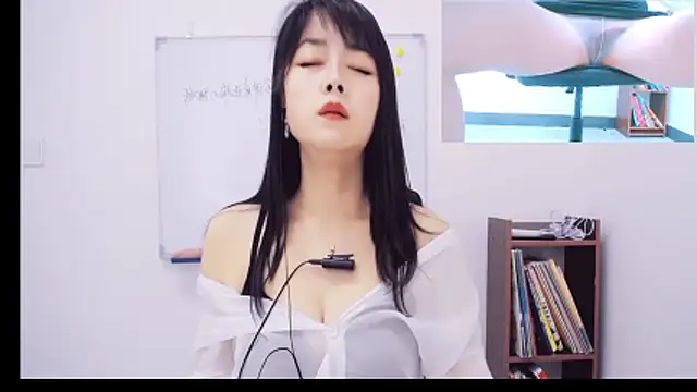 only-01 online show from April 6, 2026, 7:09 am