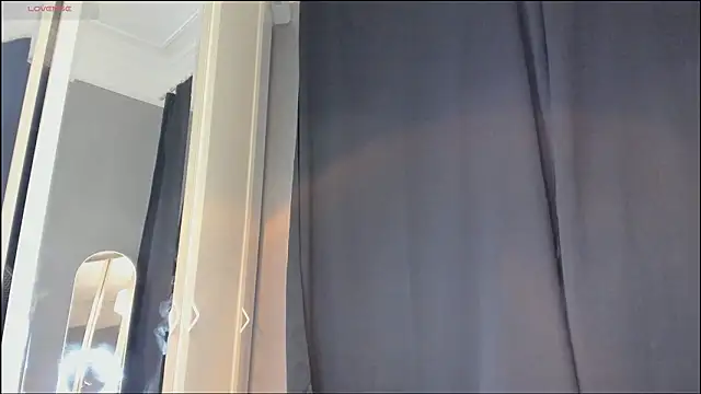 Snapshot of mint_ray chatting on March 30, 2026, 3:35 pm mint ray online show from March 30, 2026, 3:35 pm