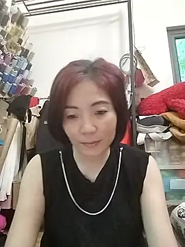 Snapshot of Miinn99 chatting on March 8, 2026, 7:44 am Miinn99 online show from March 8, 2026, 7:44 am
