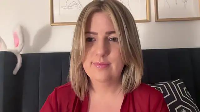 annabellewarick online show from June 6, 2026, 9:42 pm