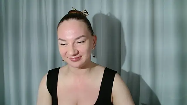 Belle Fiesta online show from April 15, 2026, 12:16 am