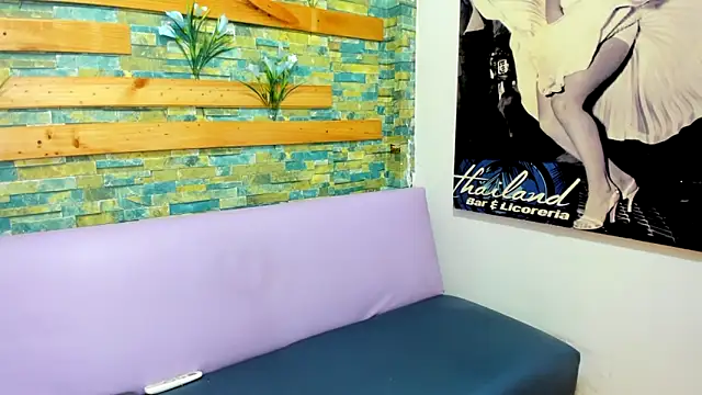 Hot blowjobs  online show from March 28, 2026, 8:32 pm