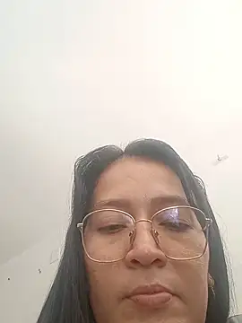 Snapshot of Dr_Edna_naughty chatting on June 12, 2026, 3:21 pm Dr Edna naughty online show from June 12, 2026, 3:21 pm