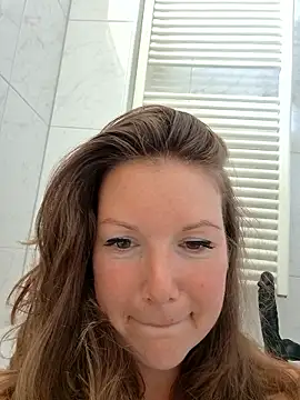 Snapshot of Boobiegirl91 chatting on May 28, 2026, 9:28 am Boobiegirl91 online show from May 28, 2026, 9:28 am