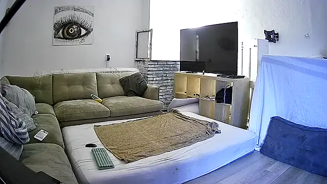 rudy25cm online show from April 2, 2026, 4:35 pm