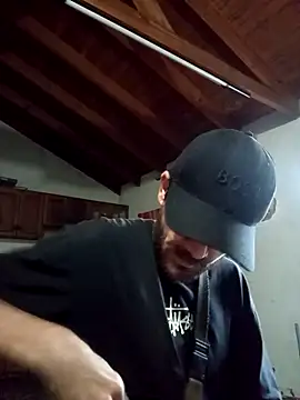 Toro18x4 online show from April 12, 2026, 9:07 pm