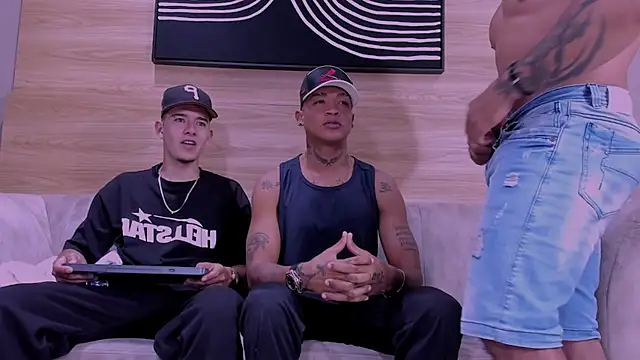 aleck friends online show from March 9, 2026, 7:39 pm