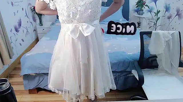 mila-baby-99 online show from April 4, 2026, 1:28 pm