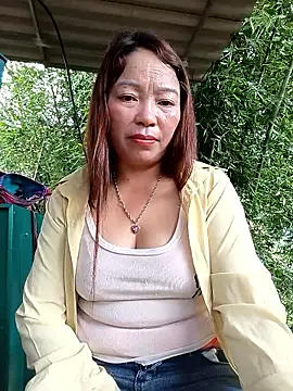 Yellow-pink online show from June 14, 2026, 2:24 am