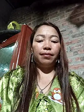 Yellow-pink online show from April 18, 2026, 12:07 pm