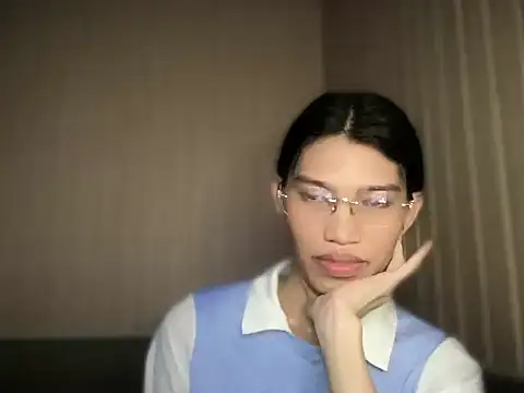 Yourgoddess jayve online show from July 20, 2026, 6:32 am